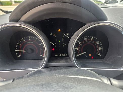 Used 2012 Toyota Highlander SE w/ Tow Pkg image 10