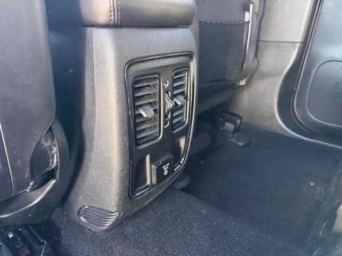 Used 2021 Jeep Grand Cherokee Laredo X image 31