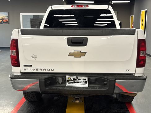 Used 2011 Chevrolet Silverado 1500 LT image 3