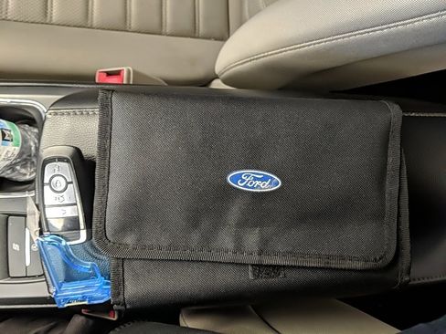 Used 2020 Ford Fusion SE image 22