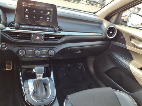Used 2021 Kia Forte GT-Line FWD image 4