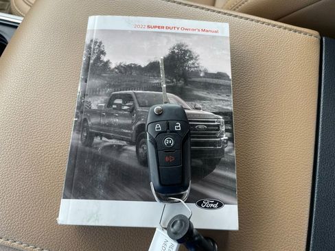 Used 2022 Ford F250 Lariat w/ Lariat Value Package AWD/4WD image 44