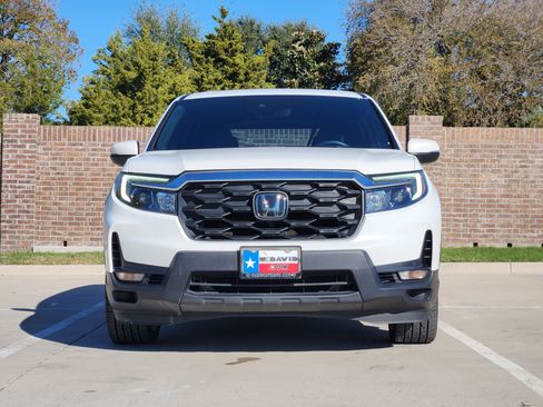 Used 2022 Honda Passport EX-L image 2