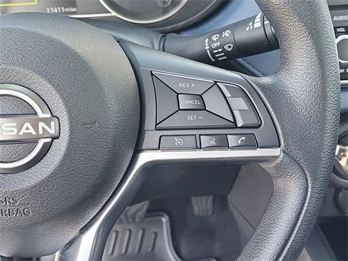 Certified 2025 Nissan Versa SV w/ Trunk Package image 13