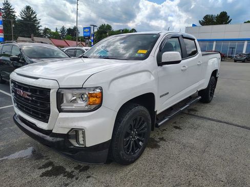 Used 2022 GMC Canyon Elevation w/ Elevation Premium Package AWD/4WD image 2
