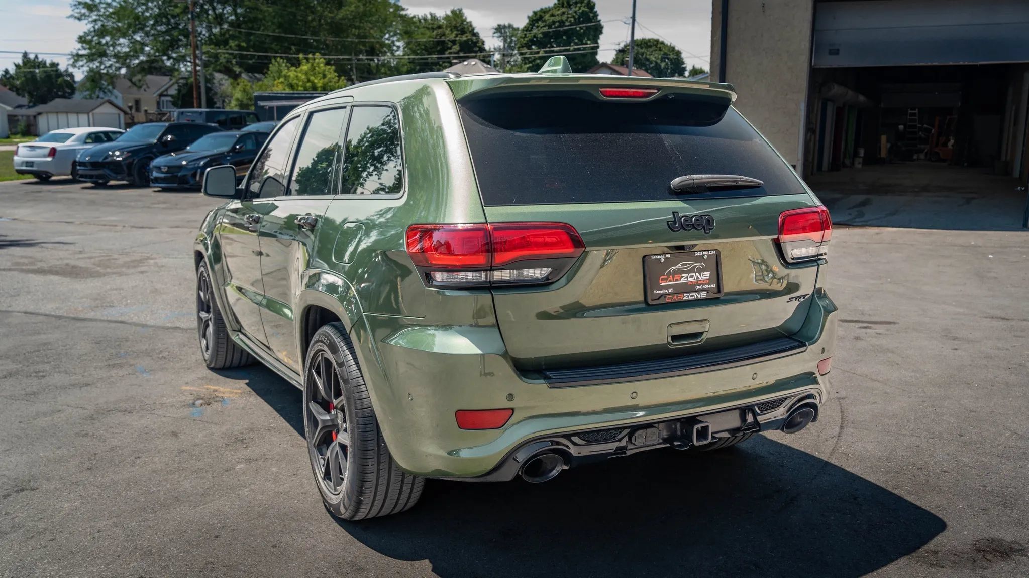 Used 2020 Jeep Grand Cherokee SRT w/ Trailer Tow Group IV AWD/4WD image 8