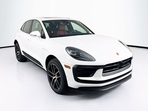 New 2026 Porsche Macan S image 7