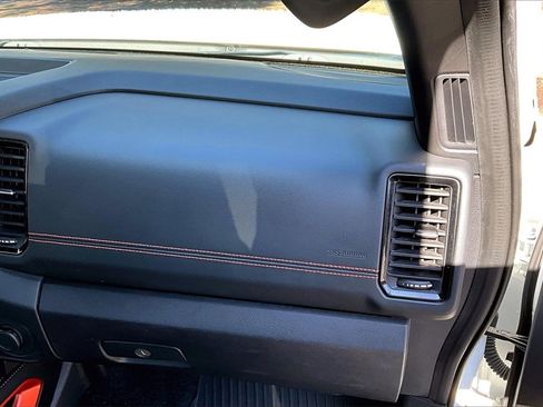 Used 2023 Nissan Frontier PRO-4X w/ Pro-4X Premium Package image 23