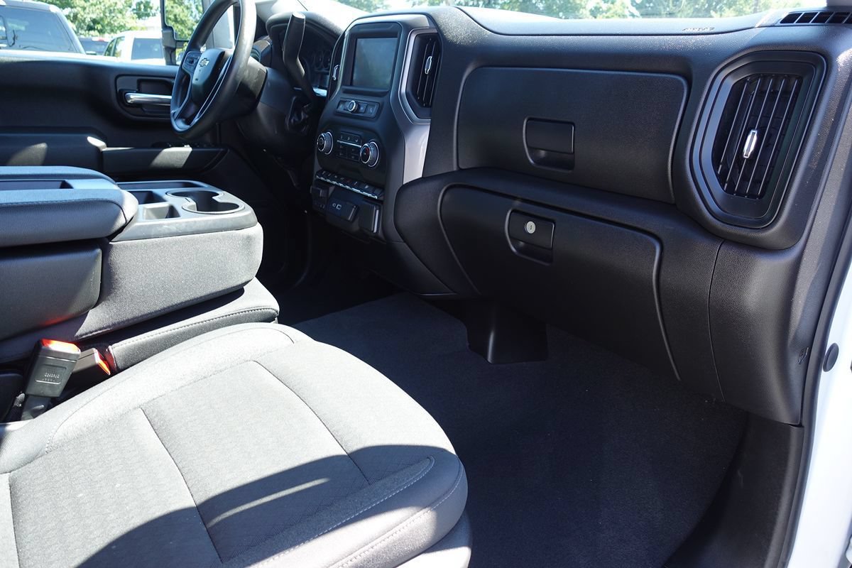 Used 2025 Chevrolet Silverado 2500 Custom w/ Custom Value Package AWD/4WD image 39