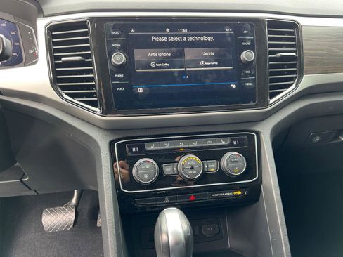 Used 2023 Volkswagen Atlas SE image 29