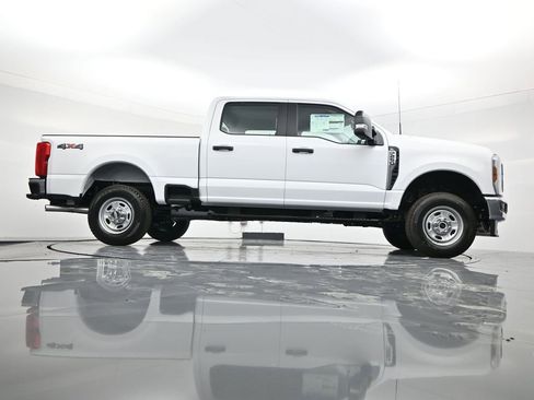 New 2026 Ford F250 XL w/ XL Chrome Package image 48