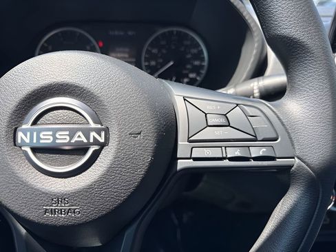 Used 2025 Nissan Sentra S FWD image 14