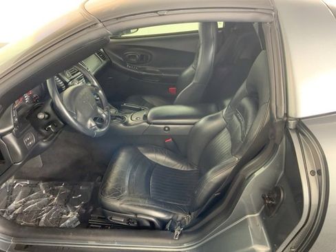 Used 2003 Chevrolet Corvette Coupe w/ Preferred Equipment Group image 13