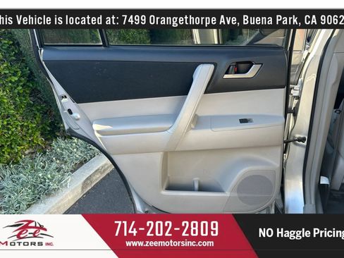 Used 2011 Toyota Highlander 2WD w/ Tech Pkg image 47