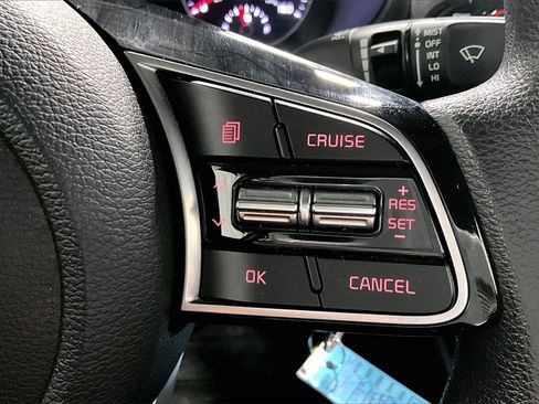 Used 2021 Kia Forte LXS image 12