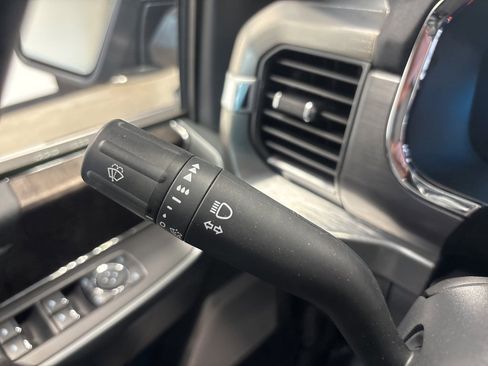 Used 2023 Ford F150 Lariat w/ Equipment Group 502A High image 34