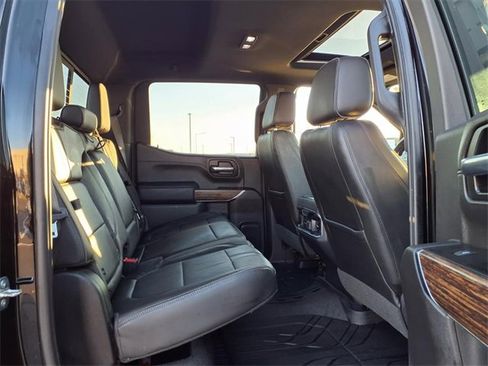 Used 2019 Chevrolet Silverado 1500 High Country w/ Technology Package image 34