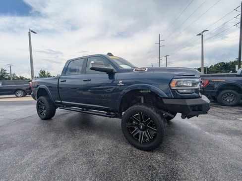 Used 2022 RAM 2500 Laramie AWD/4WD image 3