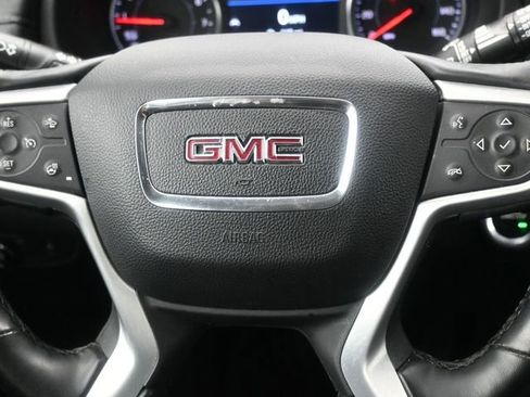 Used 2023 GMC Terrain SLT image 16
