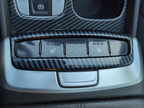 Used 2022 Hyundai Santa Cruz SEL Premium image 21