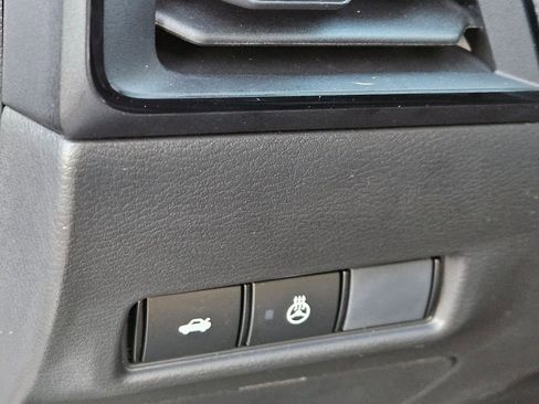 New 2026 Nissan Sentra SV w/ SV Convenience Package FWD image 15