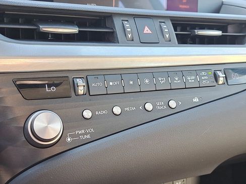 Used 2021 Lexus ES 350 w/ Premium Package image 24