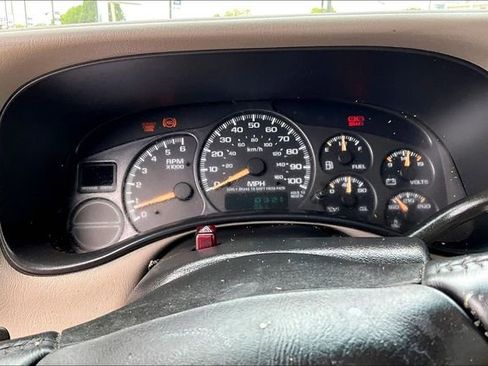 Used 2001 GMC Yukon SLE RWD image 10