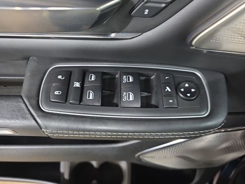 Used 2020 RAM 1500 Limited image 29