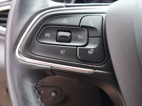 Used 2022 Buick Encore GX Essence FWD image 25