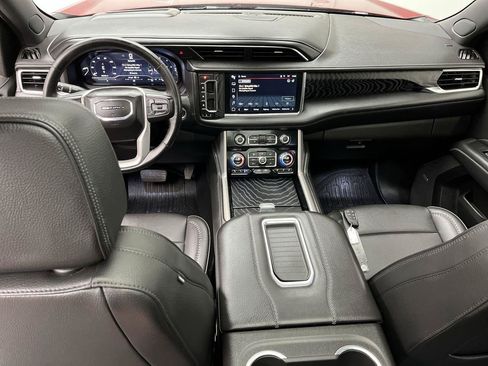 Certified 2023 GMC Yukon Denali w/ LPO, Floor Liner Package AWD/4WD image 4
