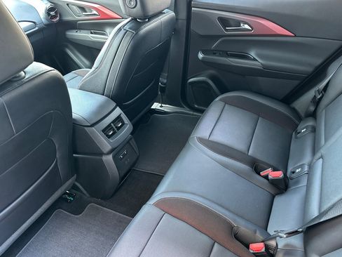 New 2025 Chevrolet Equinox EV RS image 12