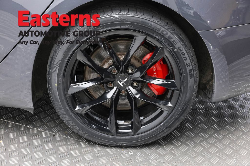 Used 2019 Tesla Model 3 Performance AWD/4WD image 10