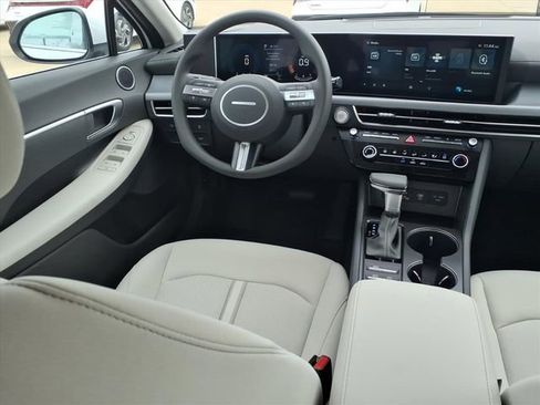 New 2026 Hyundai Sonata SE image 4