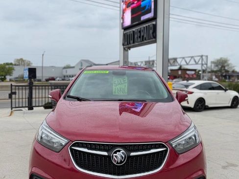 Used 2019 Buick Encore Preferred AWD/4WD image 2