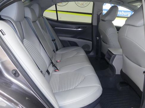 Used 2023 Toyota Camry SE image 22