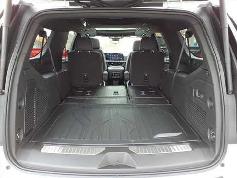 New 2026 Chevrolet Suburban RST w/ Advanced Technology Package AWD/4WD image 4
