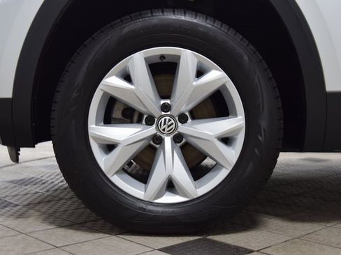 Used 2018 Volkswagen Atlas SE image 26