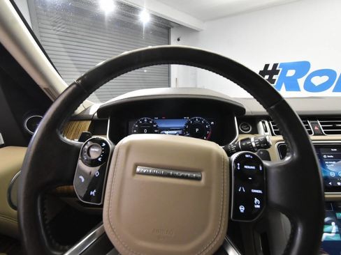 Used 2018 Land Rover Range Rover Long Wheelbase Supercharged image 28