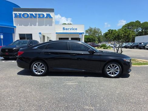 Used 2022 Honda Accord LX image 3