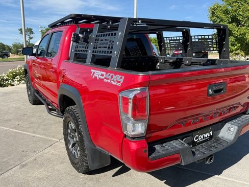 Used 2020 Toyota Tacoma TRD Off-Road w/ Technology Package AWD/4WD image 5