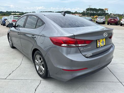 Used 2018 Hyundai Elantra Value Edition FWD image 6
