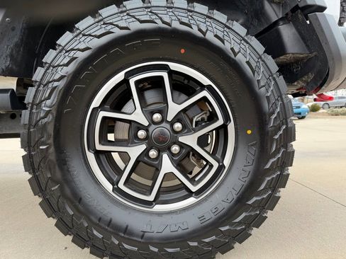 Used 2024 Jeep Wrangler Unlimited Rubicon image 28