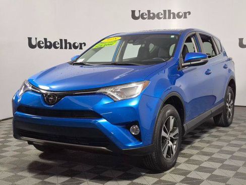 Certified 2018 Toyota RAV4 XLE AWD/4WD image 3