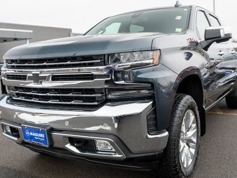 Used 2019 Chevrolet Silverado 1500 LTZ w/ LTZ Premium Package image 2
