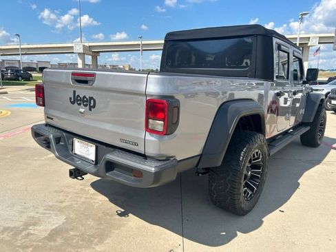 Used 2020 Jeep Gladiator Sport w/ Quick Order Package 24S AWD/4WD image 12