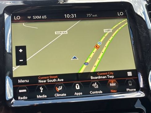 Used 2019 Jeep Cherokee Limited AWD/4WD image 15