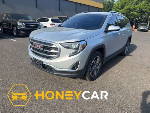 Used 2021 GMC Terrain SLT image 1