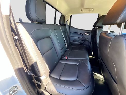 Used 2022 Chevrolet Colorado Z71 AWD/4WD image 26