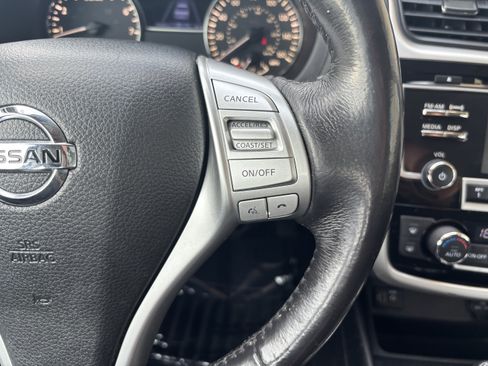 Used 2018 Nissan Altima 2.5 S FWD image 15
