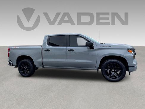 Certified 2024 Chevrolet Silverado 1500 Custom w/ Turbomax Blackout Package image 23